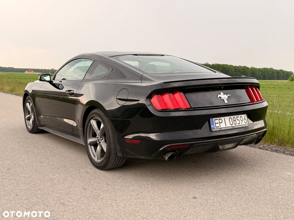 Ford Mustang 3.7 V6 Premium - 6