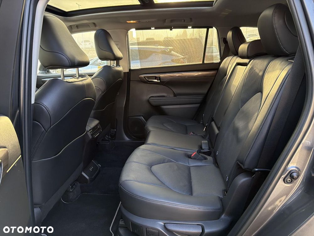 Toyota Highlander - 14
