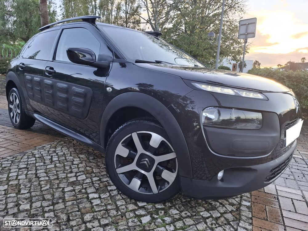 Citroën C4 Cactus 1.2 PureTech Shine - 1