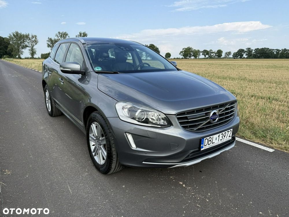 Volvo XC 60 D4 Geartronic Momentum Pro - 28