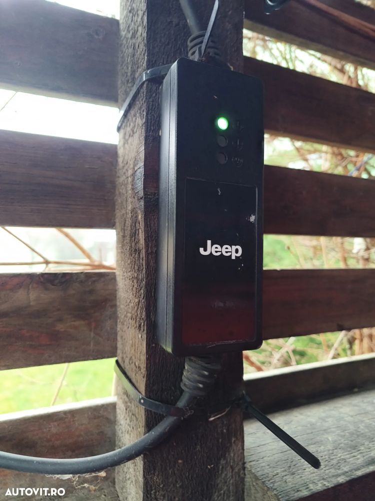 Jeep Wrangler 2.0 4xe AT8 PHEV Sahara - 10