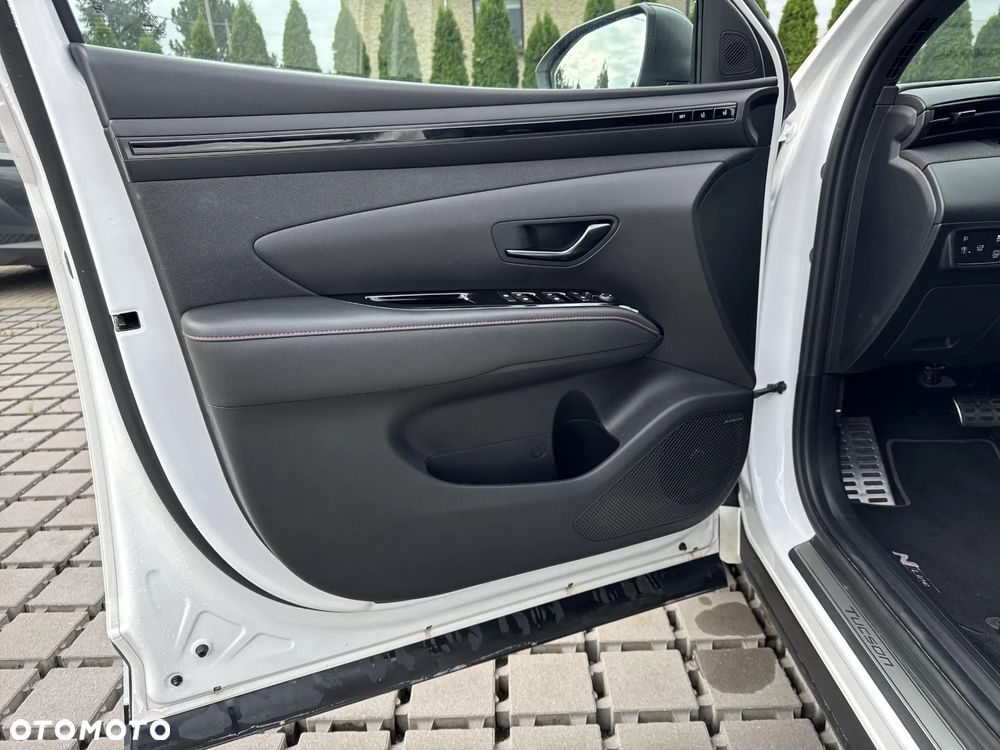 Hyundai Tucson 1.6 T-GDi HEV Executive N Line 4WD - 11