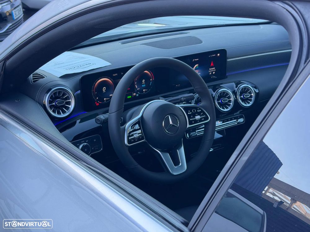 Mercedes-Benz CLA 250 e 8G-DCT Progressive Line Advanced - 14