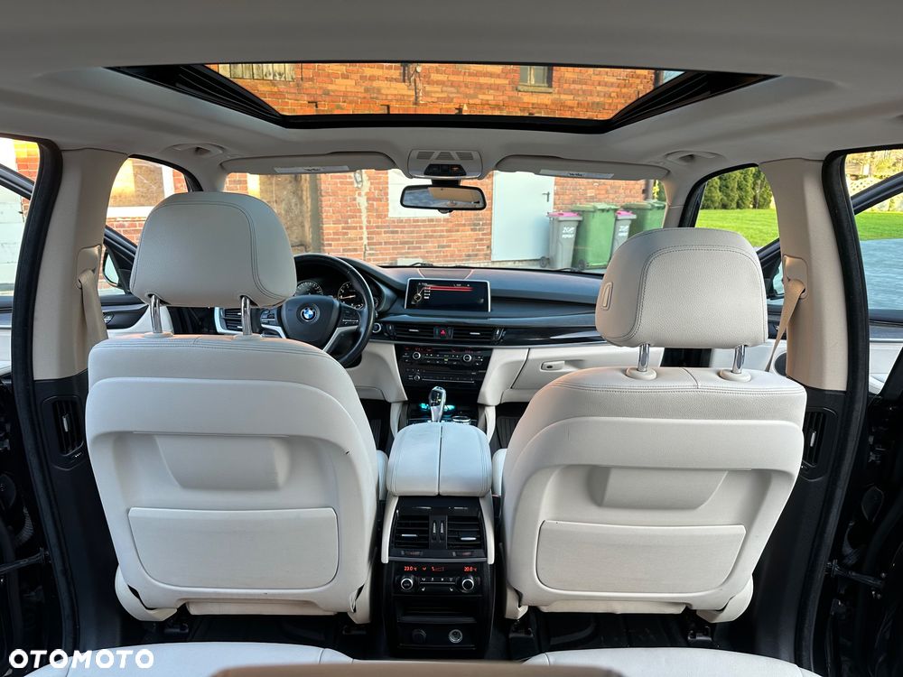 BMW X5 3.5i xDrive - 14