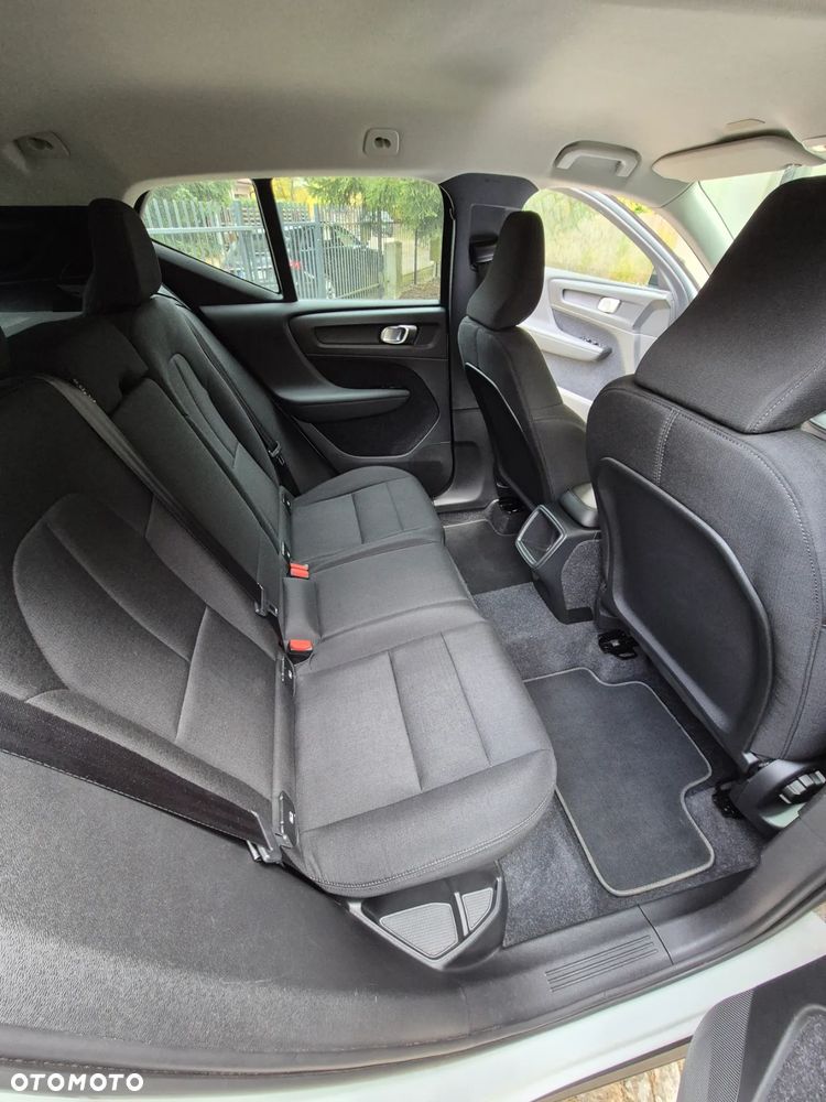 Volvo XC 40 T3 Momentum Core - 17