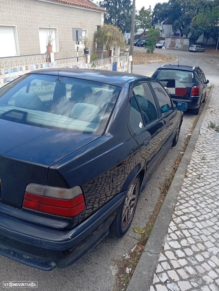 BMW 318 - 3