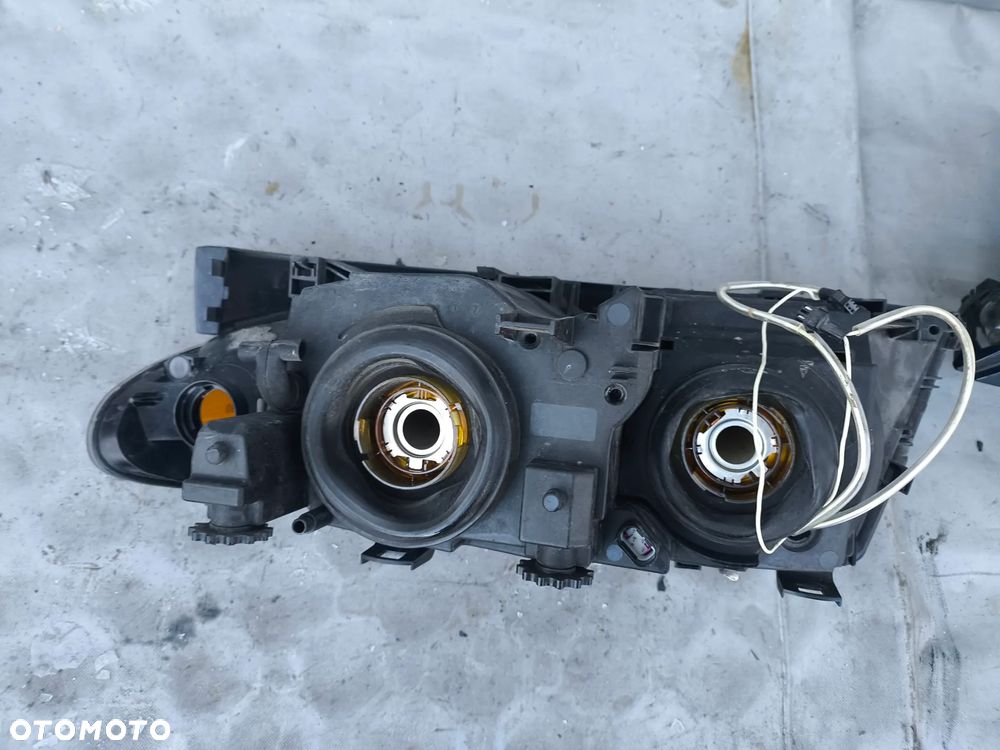 BMW E46 LIFT FL LAMPA PRZEDNIA LEWA PRAWA RINGI EUROPA 6910955 6910956 - 8