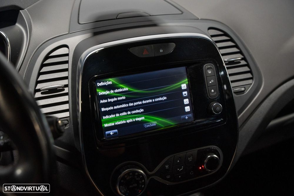 Renault Captur 1.2 TCe Exclusive EDC - 27