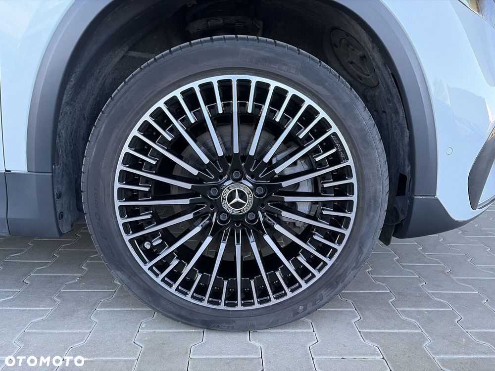 Mercedes-Benz EQA - 16