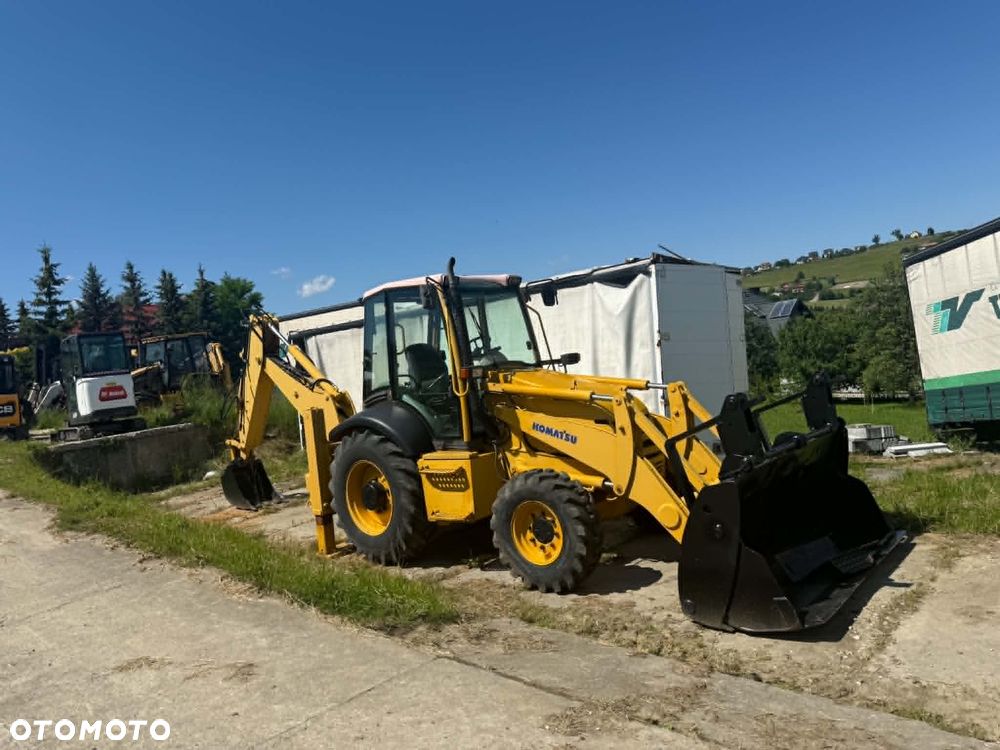 Komatsu Pełna opcja koparko-ładowarka KOMATSU WB07R, TEREX,FERMEC MF 76O - 15