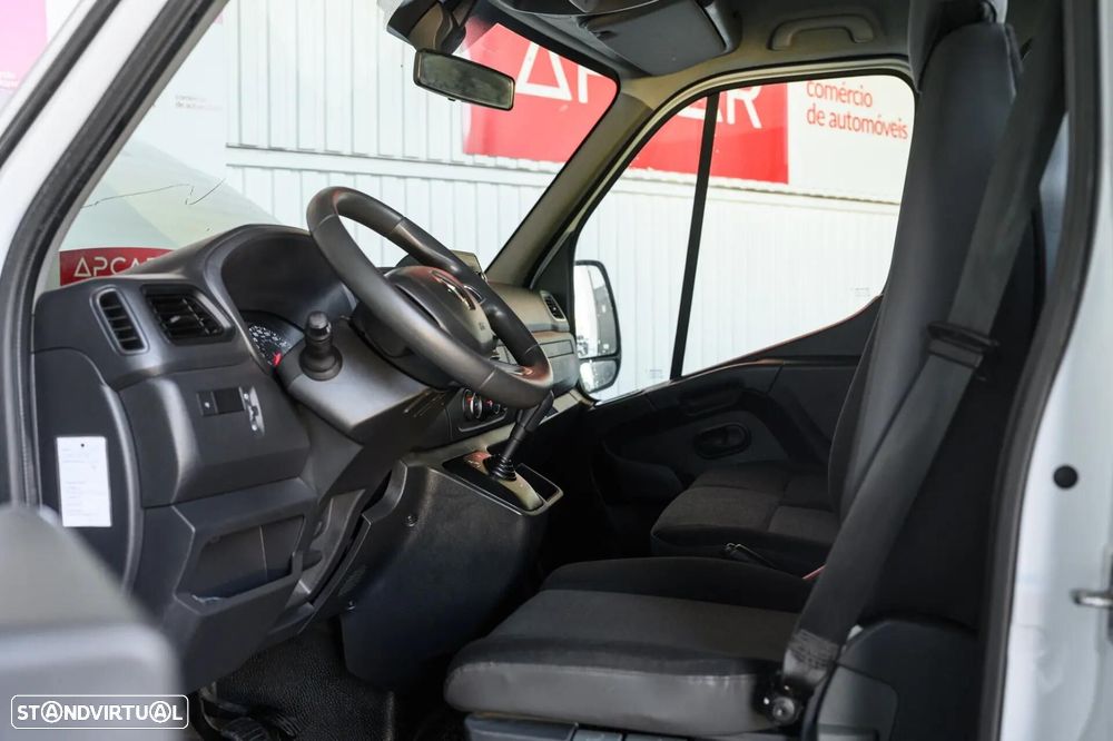 Renault Master L4 2.3 dCi Single Cab 3.5T - 17