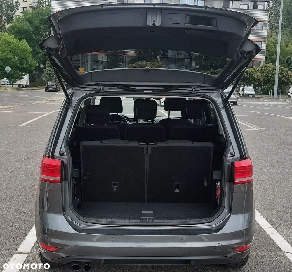 Volkswagen Touran 1.4 TSI BMT Comfortline DSG - 9