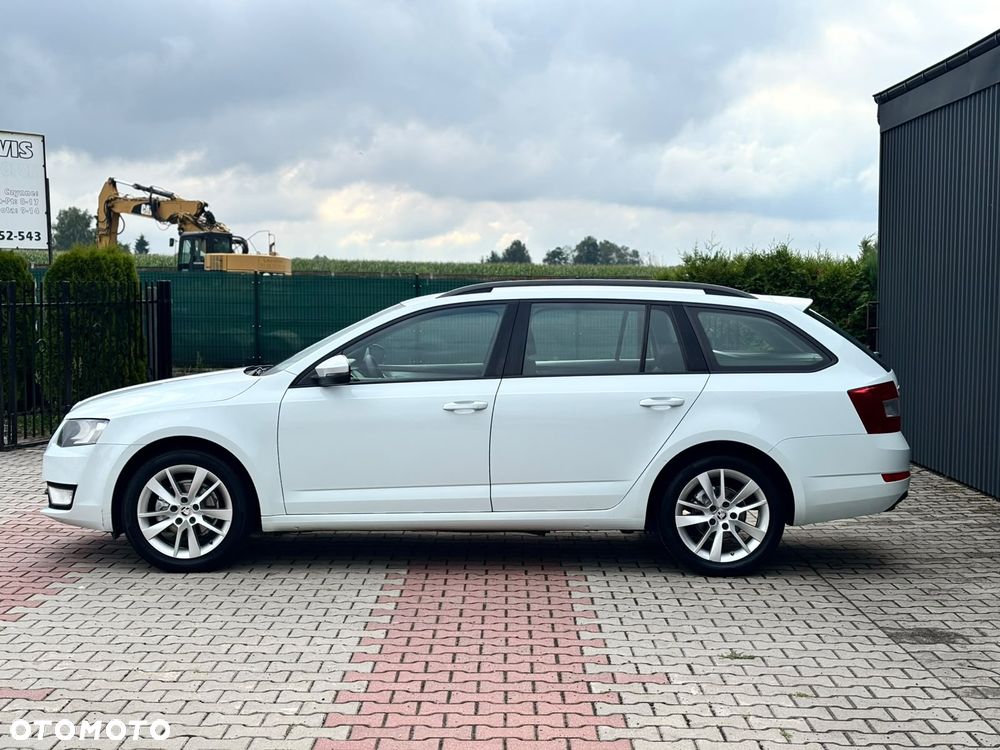 Skoda Octavia 1.6 TDI (Green tec) Style - 11