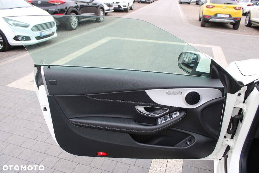 Mercedes-Benz Klasa C - 19