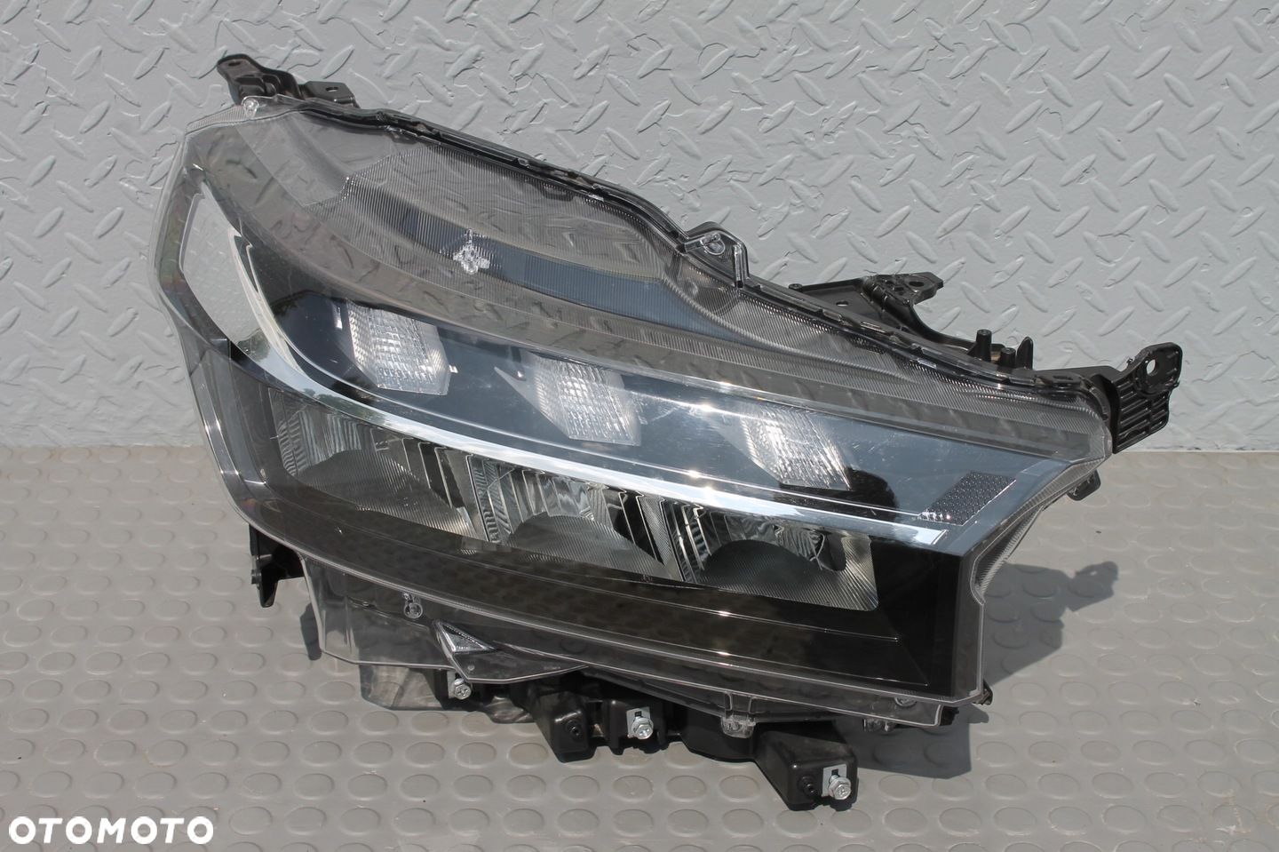 LAMPA PRAWA PRZEDNIA FULL LED PRAWY PRZÓD SUZUKI SX4 S-CROSS II 21- - 1