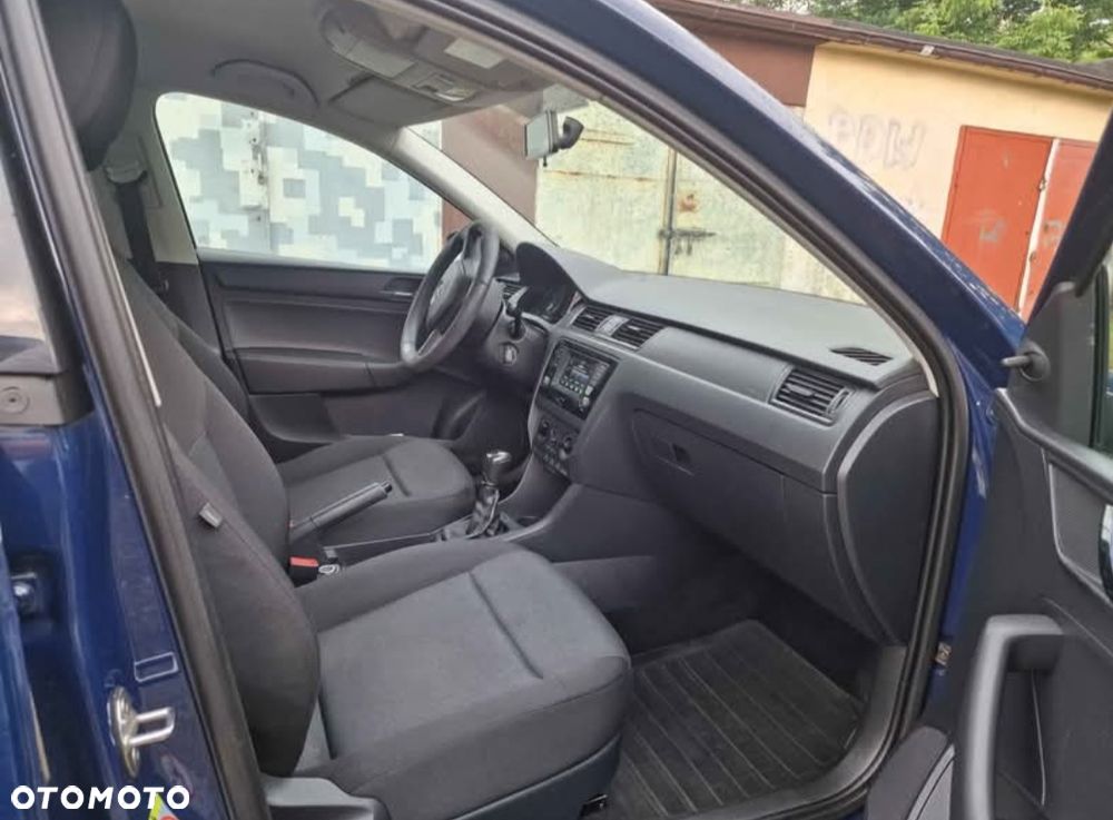 Skoda RAPID 1.2 TSI Ambition - 9