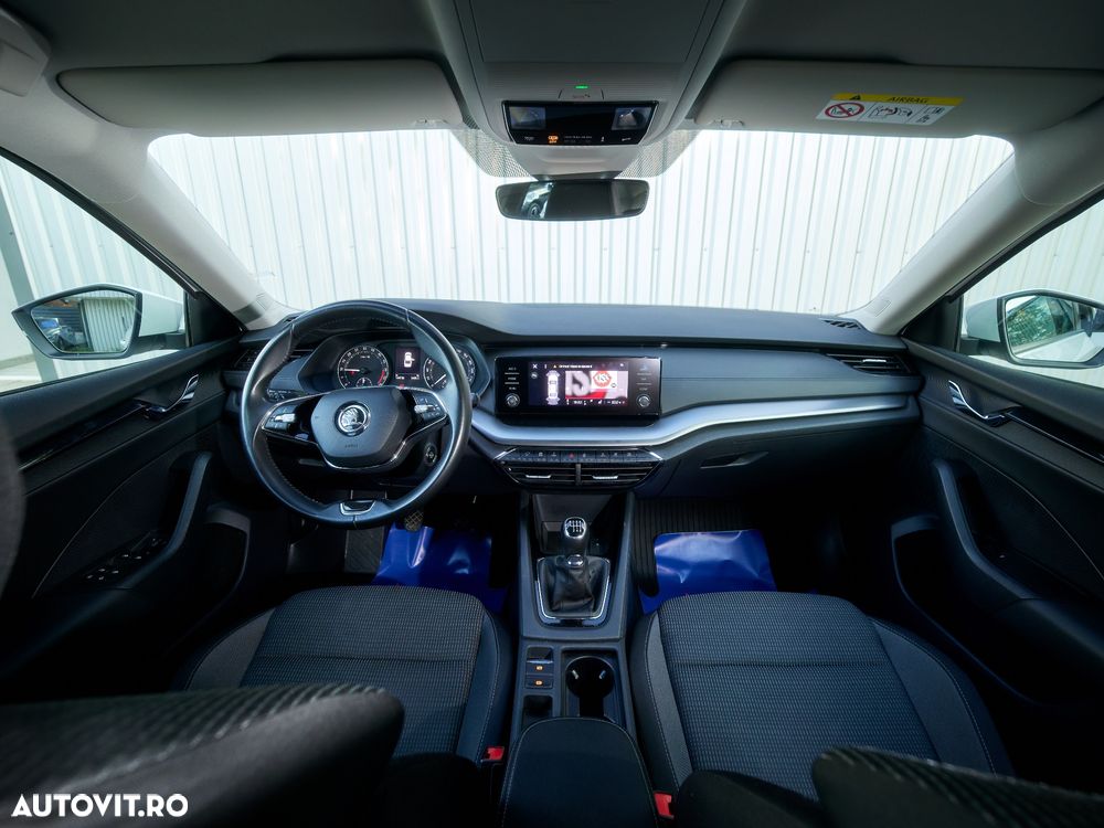 Skoda Octavia 2.0 TDI Ambition - 8