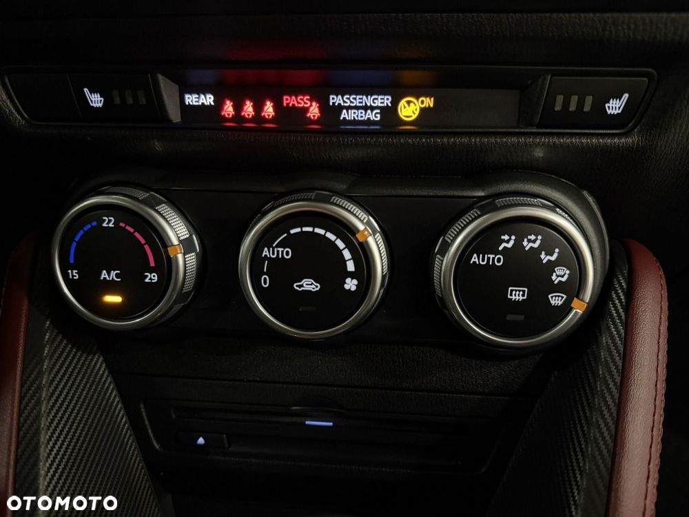 Mazda CX-3 2.0 Takumi - 32