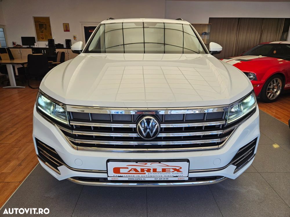 Volkswagen Touareg V6 TDI 4MOTION Elegance - 32