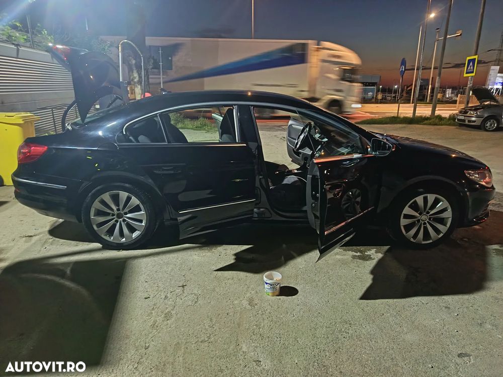 Volkswagen Passat CC 2.0 TDI Individual - 30