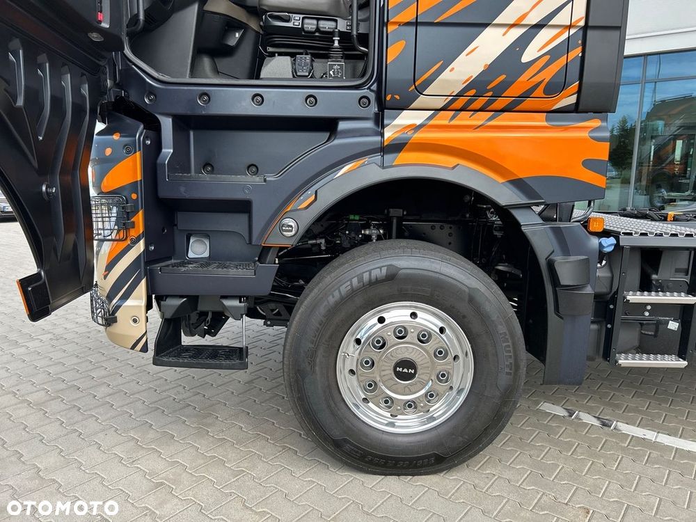 MAN TGX 33.640 6x4 BL SA - 13