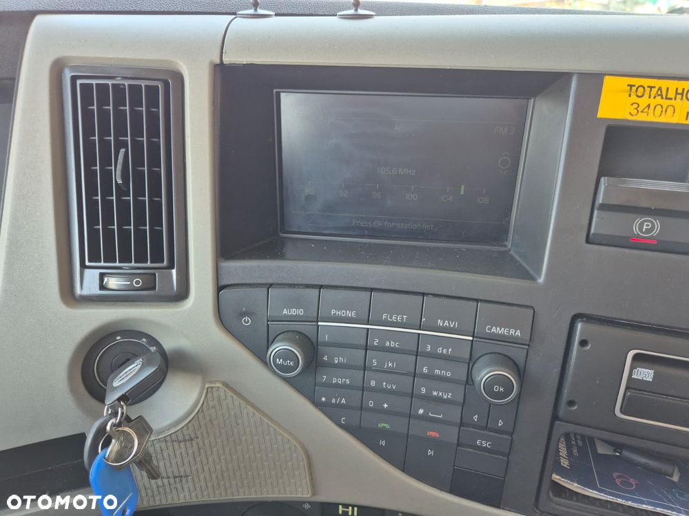 Volvo FM 340 4X2 / CHŁODNIA IZOTERMA / CARRIER VECTOR i350 / WINDA 2500KG / BEZWYPADKOWY / 1 WŁ / EURO 6 / AUTOMAT / IDEALNY / 9000KG ŁADOWNOŚĆ / WEBASTO - 29