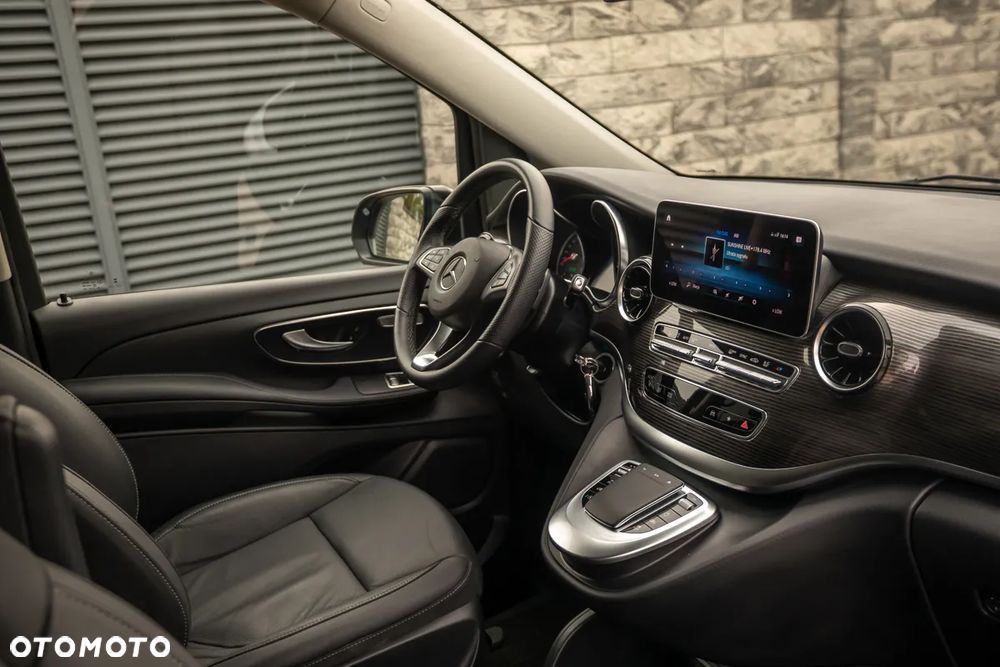 Mercedes-Benz Klasa V 300 d extralang 4Matic 9G-TRONIC Avantgarde - 23