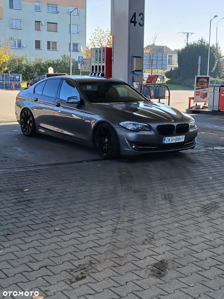 BMW Seria 5 528i - 7