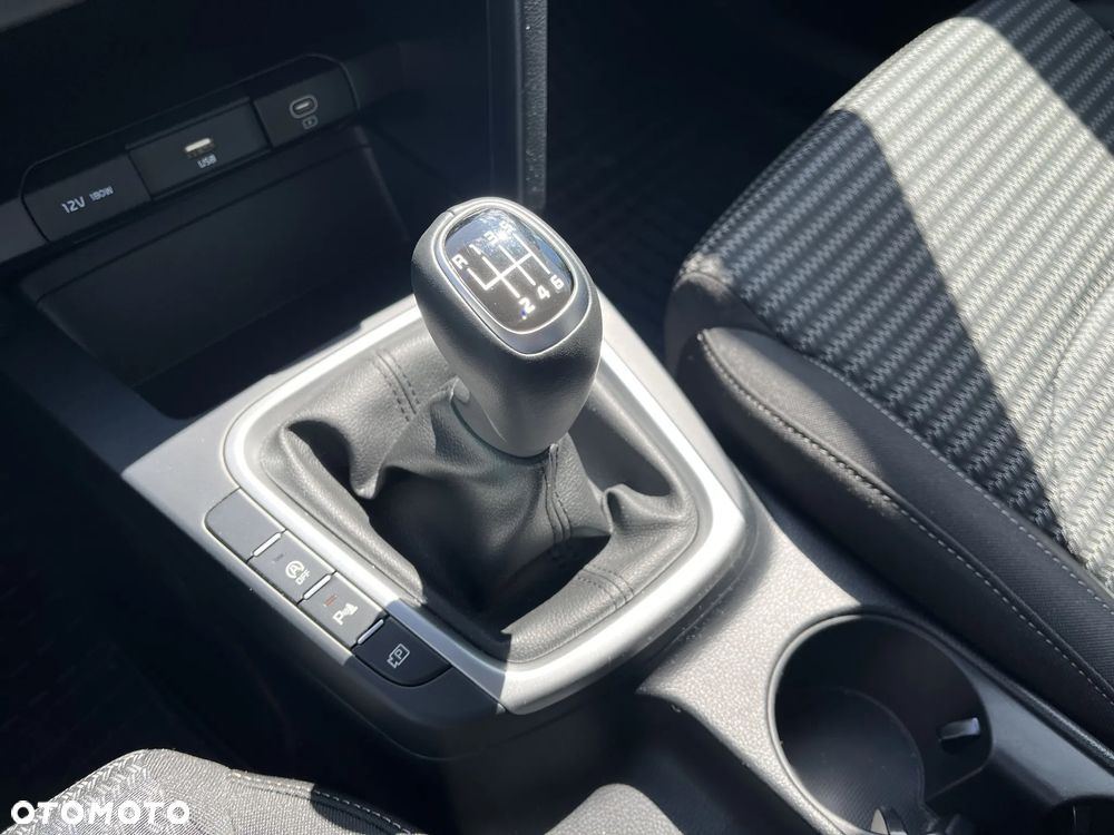Kia XCeed 1.5 T-GDI M - 15