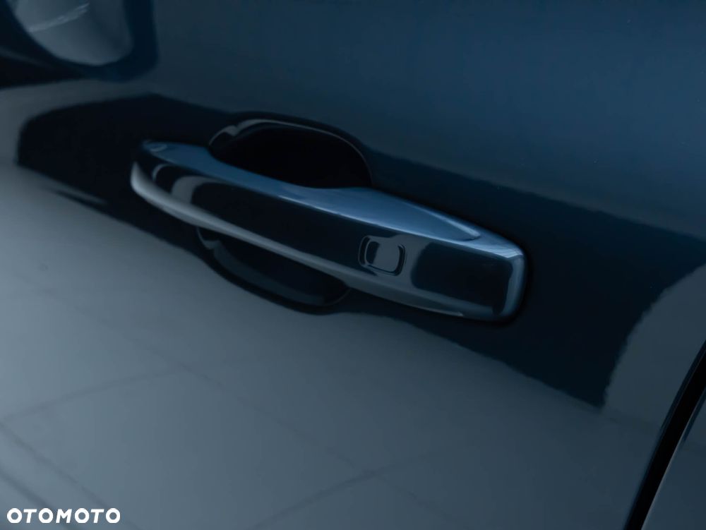 Volvo XC 60 B4 D AWD Ultimate Bright - 16