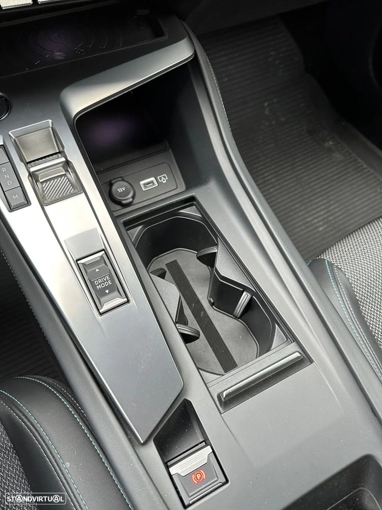 Peugeot 308 1.5 BlueHDi Allure EAT8 - 23