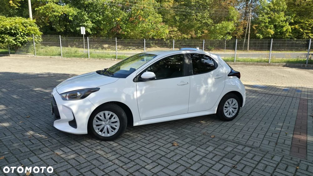 Toyota Yaris 1.5 Executive - 11