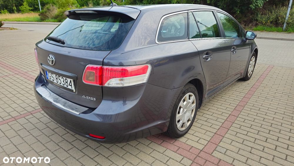 Toyota Avensis 2.0 D-4D 2010 - 3