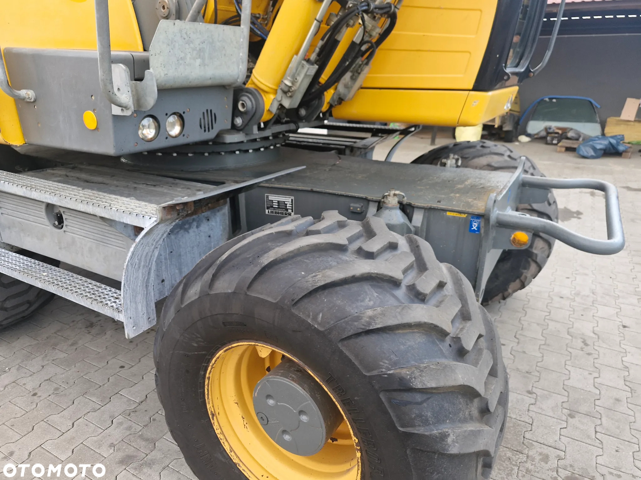 Liebherr 916 - 7