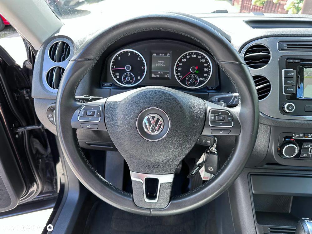 Volkswagen Tiguan - 8