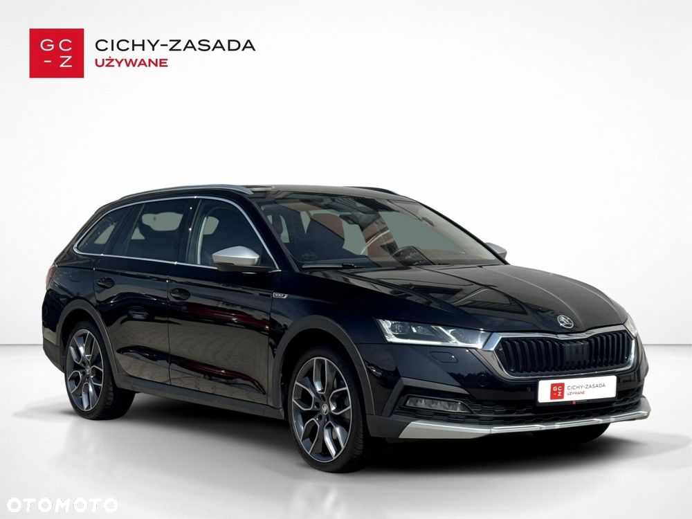 Skoda Octavia Scout 2.0 TDI 4x4 DSG - 7