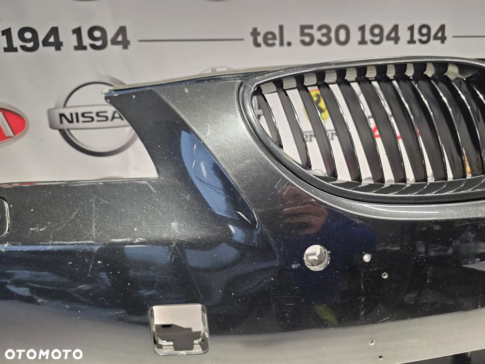 BMW E60 03-06 ZDERZAK PRZEDNI PRZÓD NA SPRYSKI + 4xPDC + INSTALACJA PDC + NERKI I GÓRNA CZĘŚĆ PASA , NR 5111703369 / 703369 , NR AUKCJI NZ1706 - 20