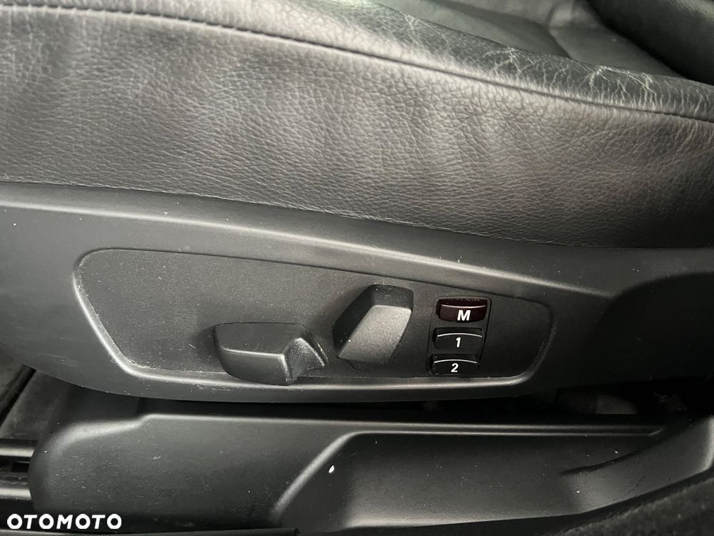 BMW Seria 5 520d - 15