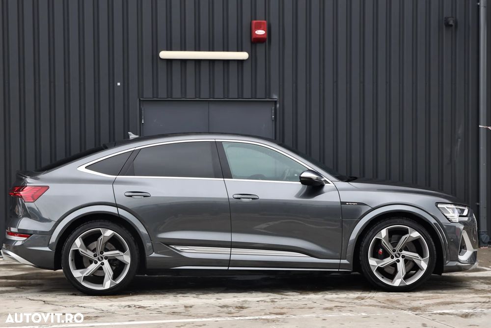 Audi e-tron Sportback S quattro - 36