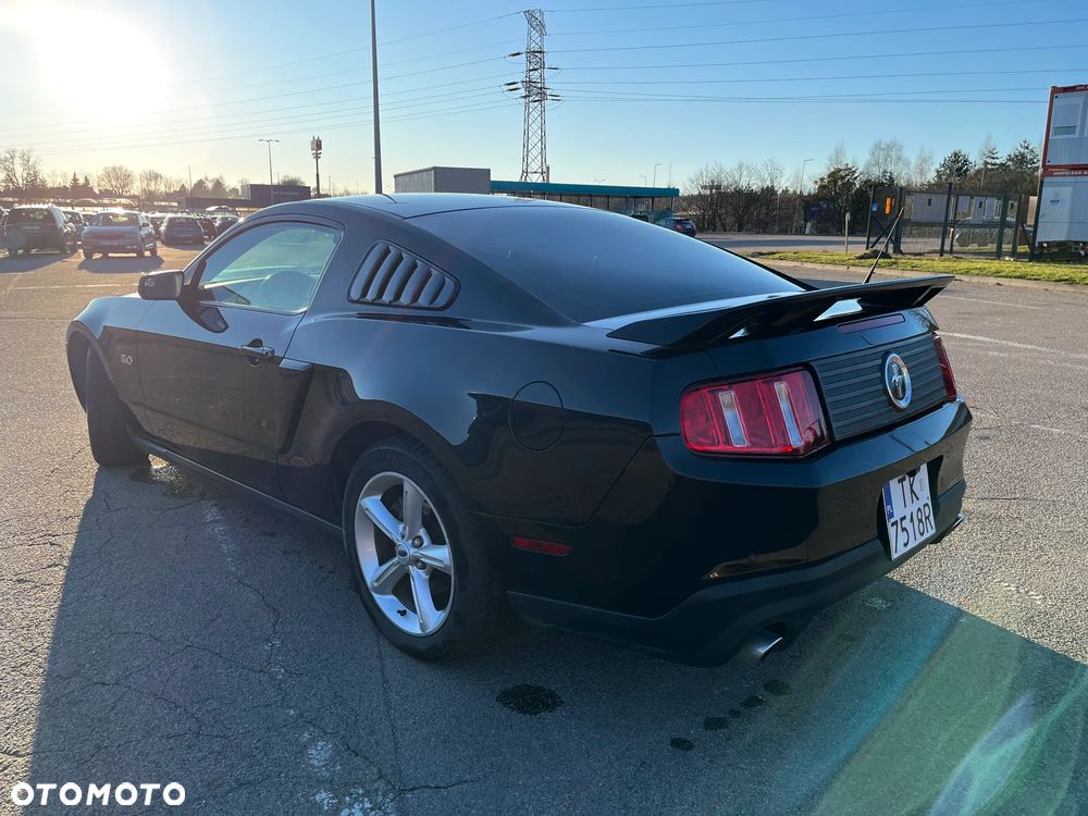 Ford Mustang 5.0 V8 GT Premium - 4
