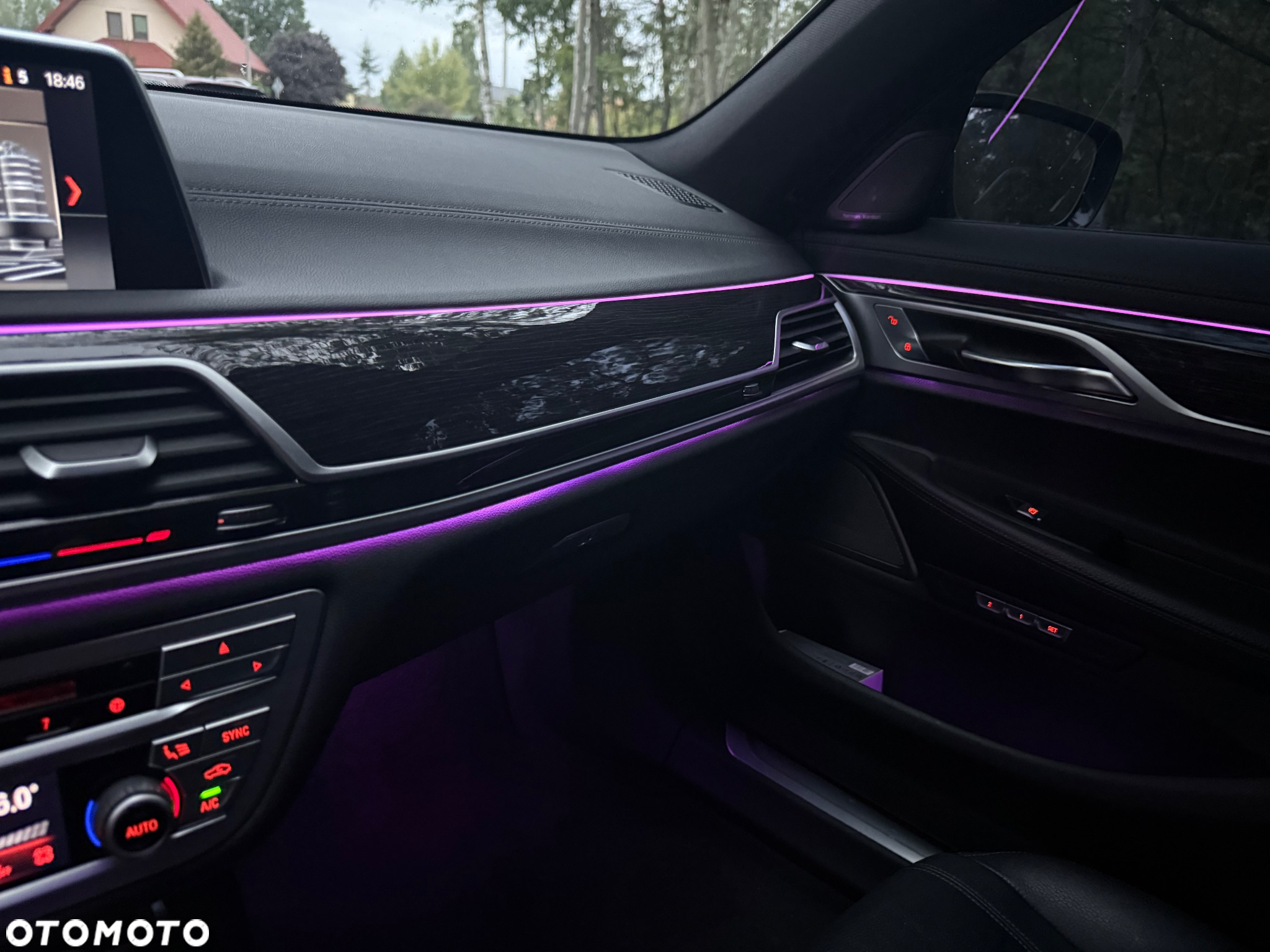 BMW Seria 7 740Li - 29