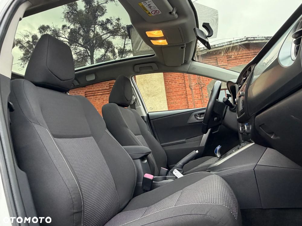 Toyota Auris 1.8 VVT-i Automatik Comfort - 4