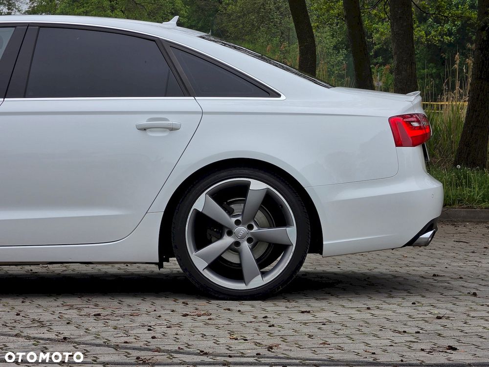 Audi A6 Limousine 2.8 FSI quattro S tronic sport selection - 12