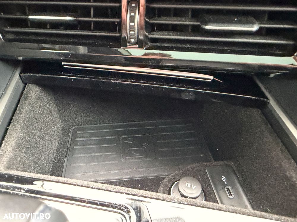 Volkswagen Touareg V6 TDI 4MOTION R-Line - 18