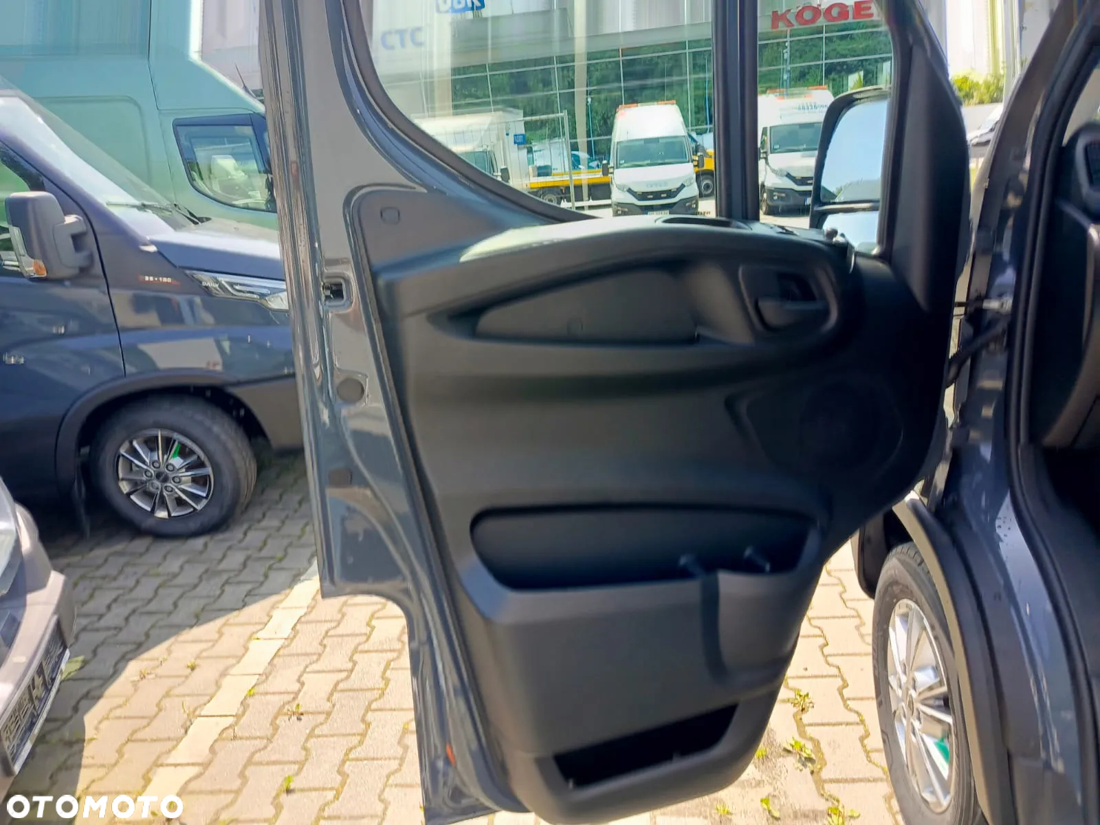 Iveco Daily / Pewny partner w biznesie ! - 32