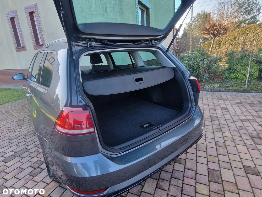 Volkswagen Golf 2.0 TDI R-Line DSG - 16