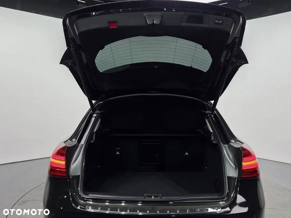 Mercedes-Benz GLA 250 4Matic 7G-DCT AMG Line - 18