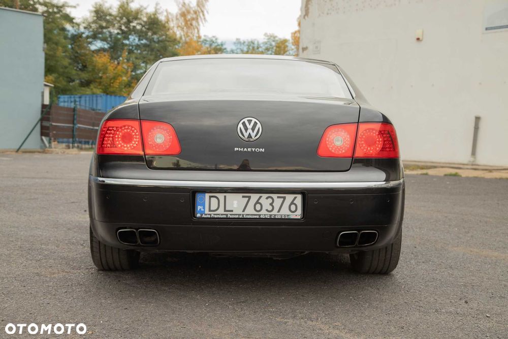 Volkswagen Phaeton - 4