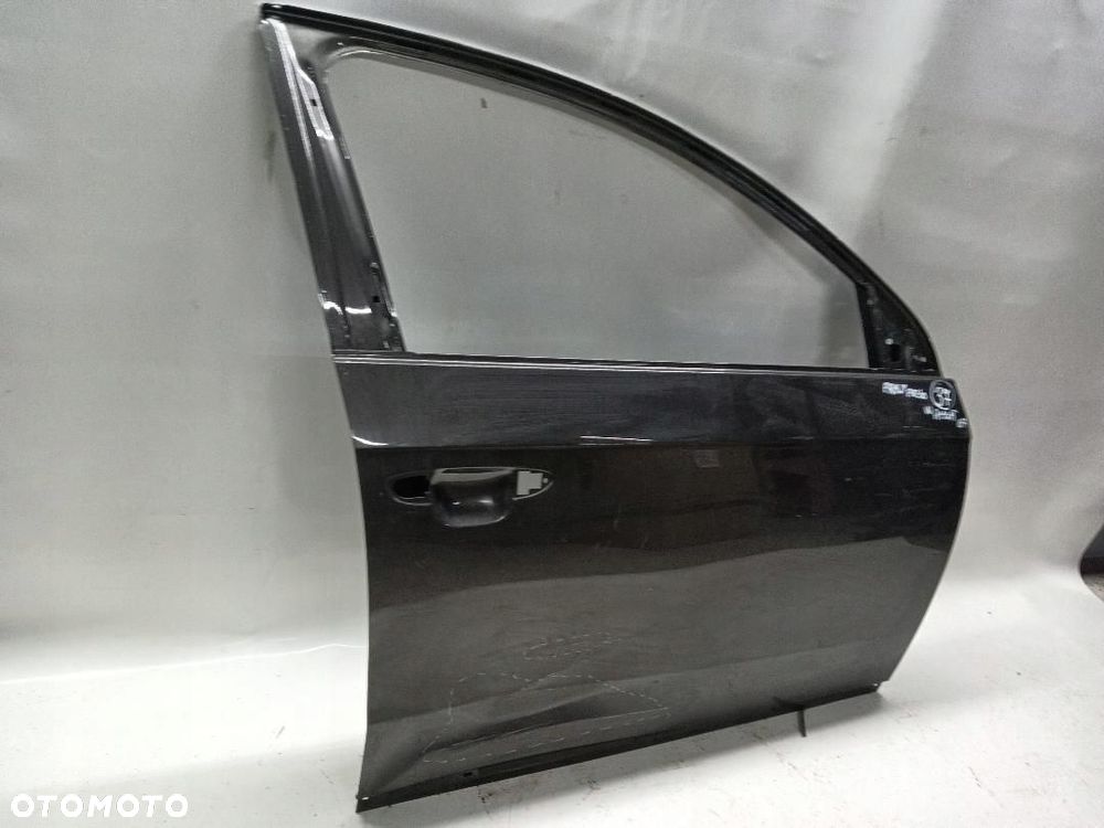 DRZWI PRZÓD PRZEDNIE PRAWE VW PASSAT B7 3AA831312 - 3