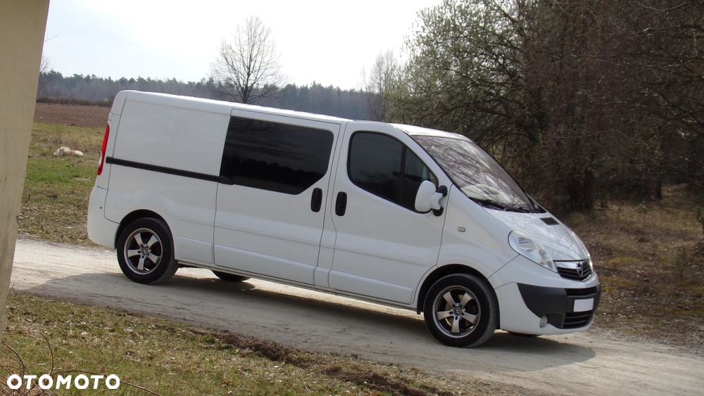 Opel VIVARO 2.5 150KM * L2H1 * KLIMA * SERWIS * DUBEL KABINA * ZADBANY ! - 13